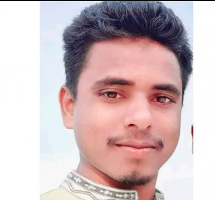 মসজিদে এতেকাফে বসা যুবককে ছুরিকাঘাতে হত্যা