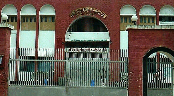 গাইবান্ধায় কারাগারে বসে এসএসসি পরীক্ষা দিচ্ছে চার শিক্ষার্থী