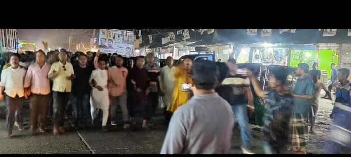 লক্ষ্মীপুরে আ. লীগের আধিপত্য বিস্তার নিয়ে  দু’গ্রুপের সংঘর্ষ পুলিশসহ আহত ২০, আটক ১১