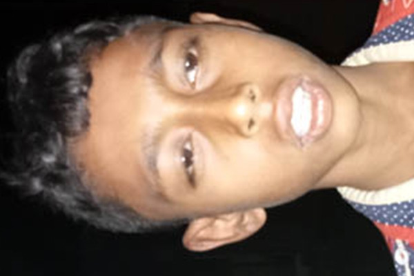 সাতক্ষীরায় শিশু শিক্ষার্থীকে পিটিয়ে আহত করায়, থানায় অভিযোগ