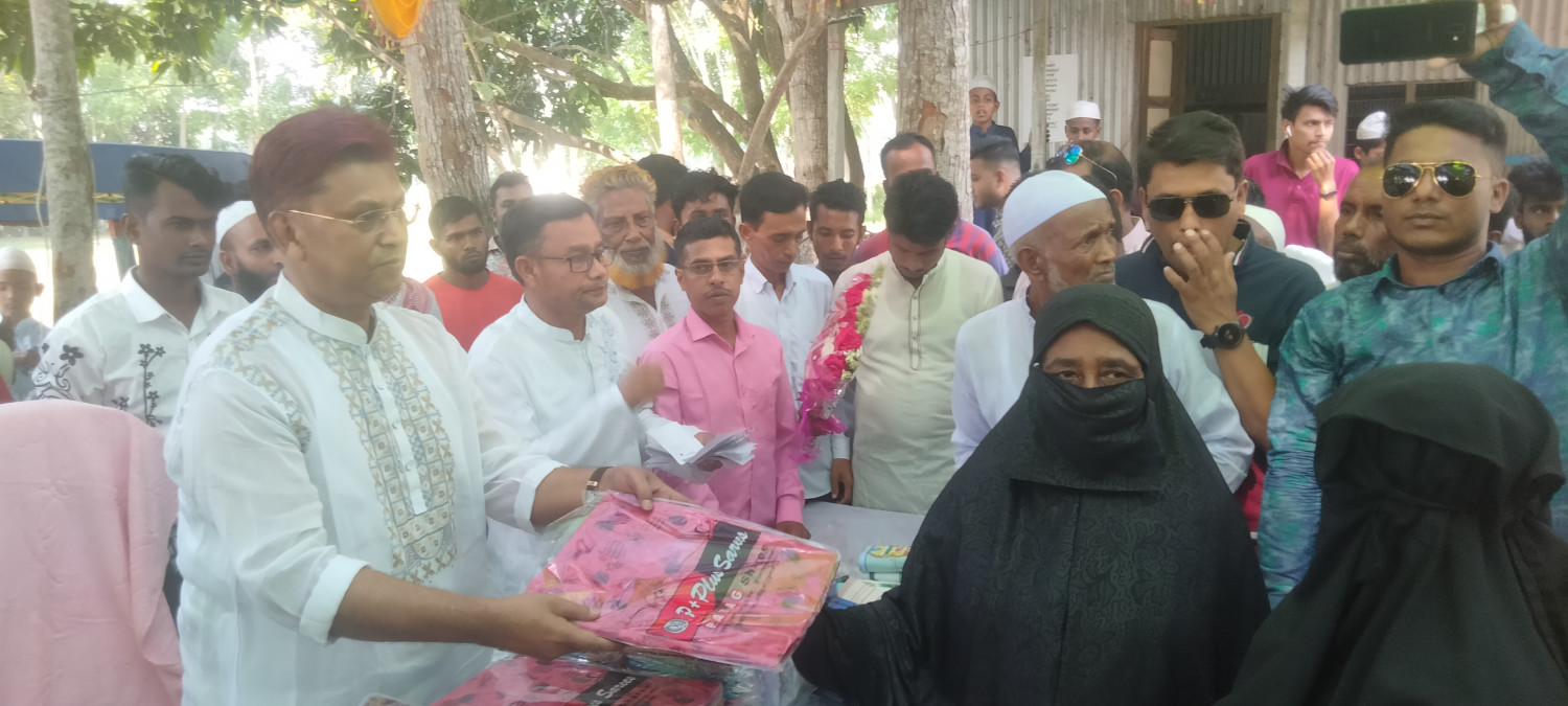 নগরকান্দায় প্রধানমন্ত্রীর উপহার দিলেন আব্দুস সোবাহান