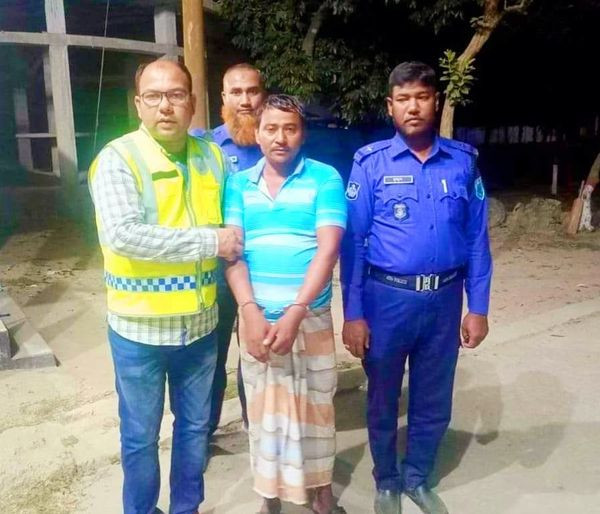 গোবিন্দগঞ্জে দূর্ধর্ষ ডাকাত আওয়াল গ্রেফতার