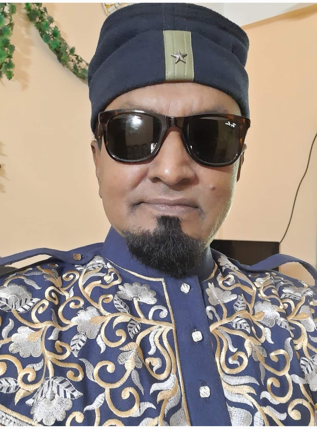 রায়পুরের সন্ত্রাসী হামলার নিউজ করায় সাংবাদিককে প্রাণে মেরে ফেলার হুমকি।