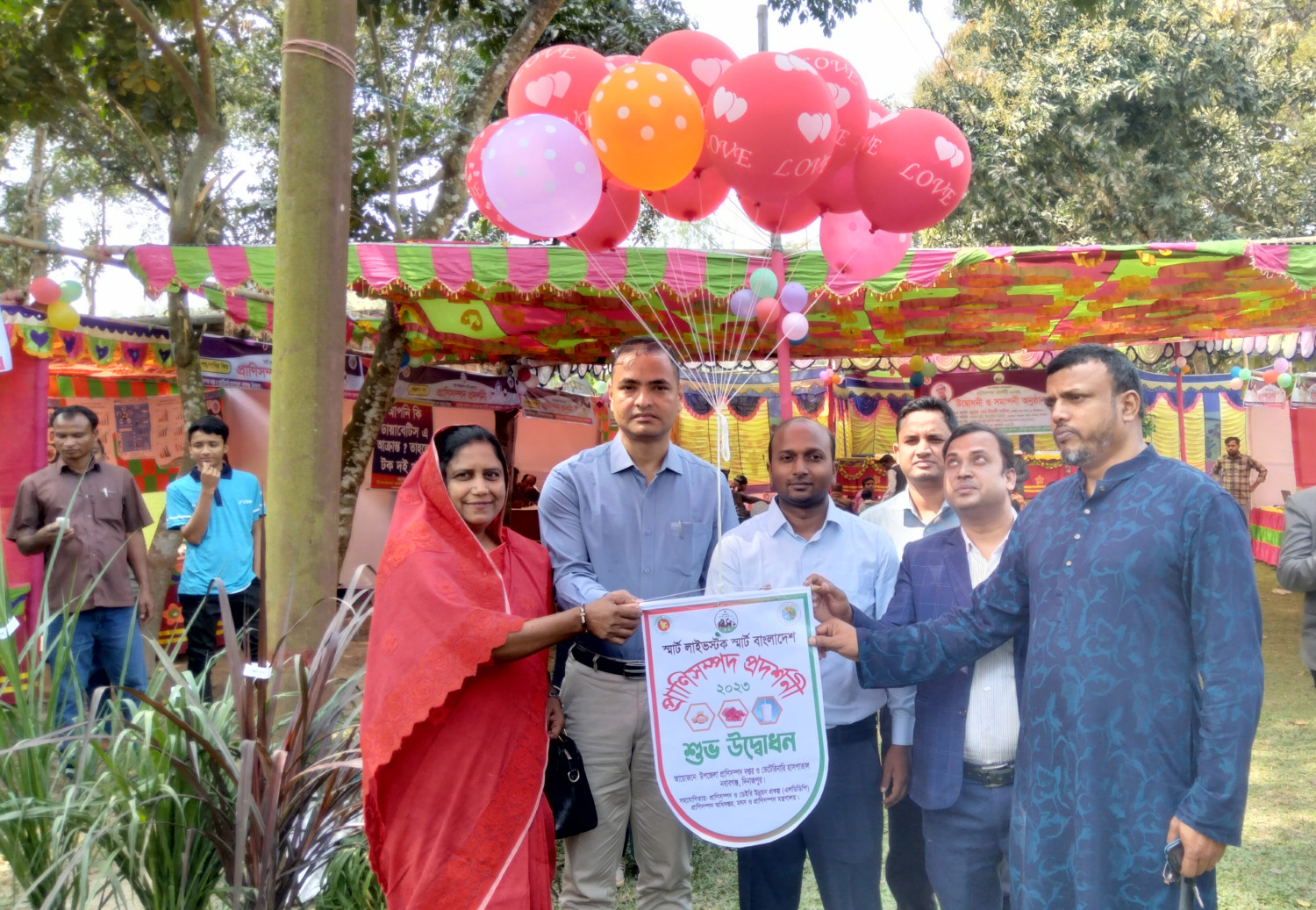 নবাবগঞ্জে দিনব্যাপি প্রাণিসম্পদ প্রদর্শনী মেলা অনুষ্ঠিত