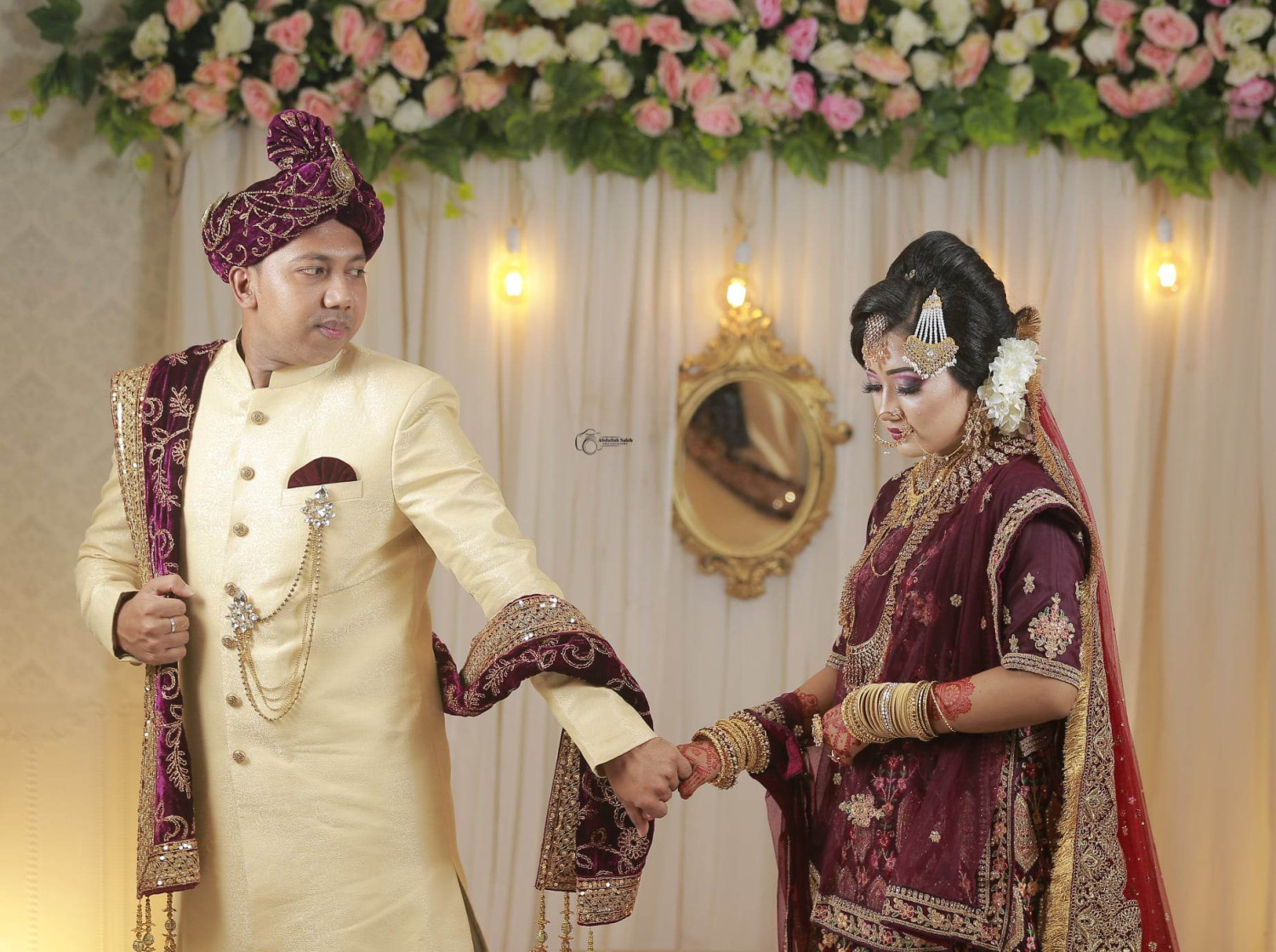 বিয়ের পিঁড়িতে বসলেন মডেল অভিনেতা মুবিনুল হক