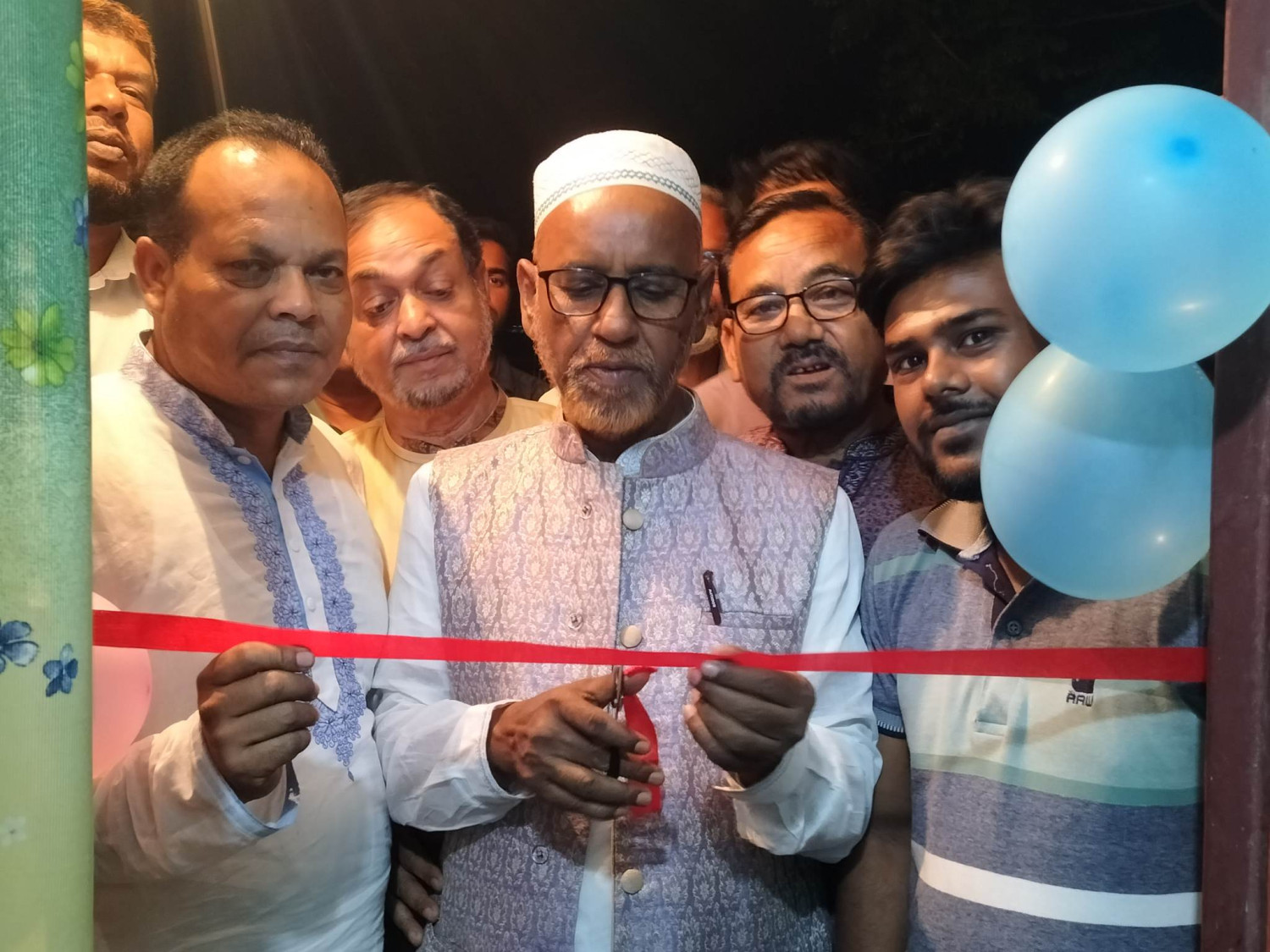 নিয়ামতপুরে জনসেবা ফিজিওথেরাপি সেন্টারের উদ্বোধন
