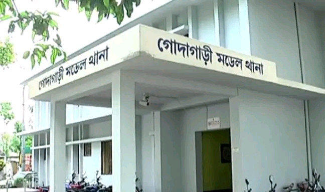 সংঘর্ষের ঘটনায় পুরুষ শূন্য গোদাগাড়ীর ২ গ্রাম